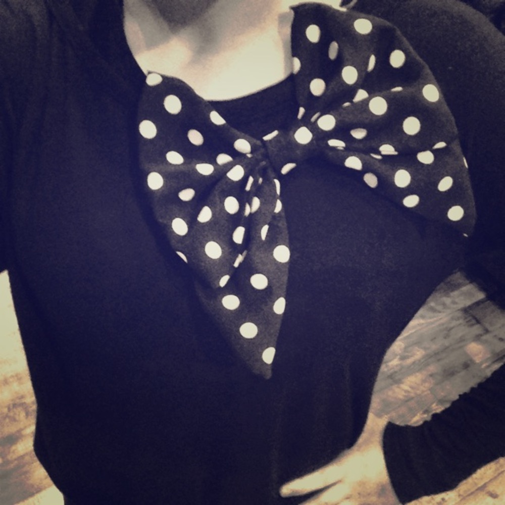 -!!Polka-dotted Bow!!-
